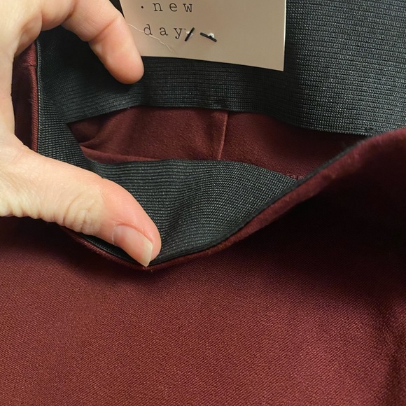 Maroon straight leg office pants. - Picture 4 of 4